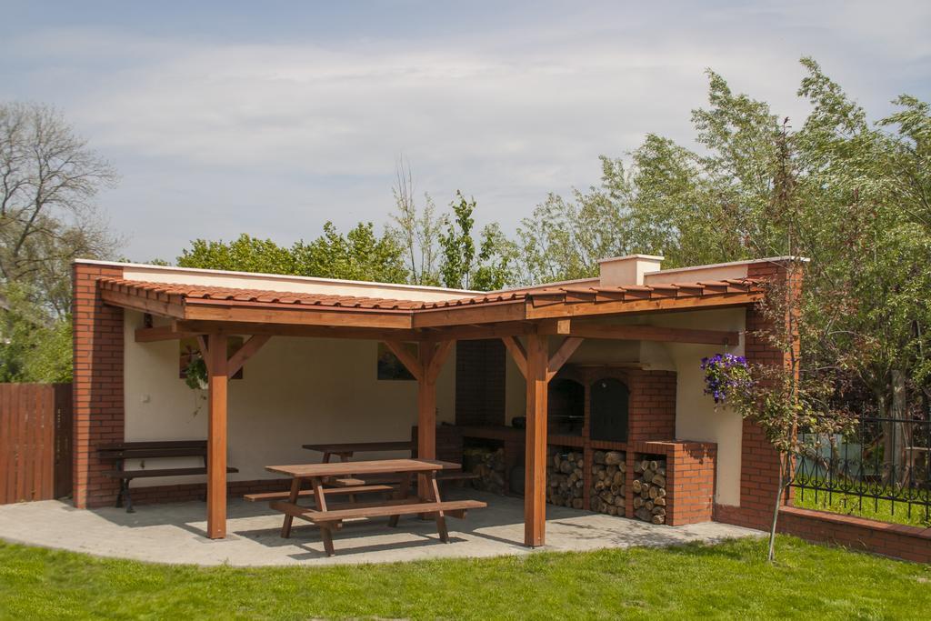 Apartamenty I Domki Osinscy Braniewo Exterior photo